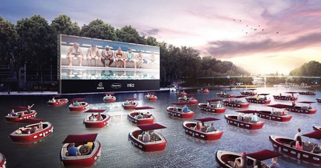 Paris: Cinema flutuante com barcos elétricos no lugar de poltronas
